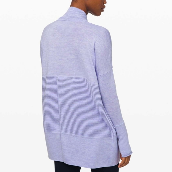 Lululemon Sit in Lotus Wrap - Picture 2 of 5